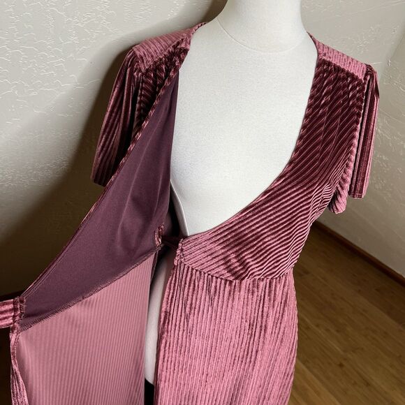 Baltic Born Maxi Dress Large Andi Ribbed Velvet Wrap Short Sleeve Dark Rose - Picture 5 of 11